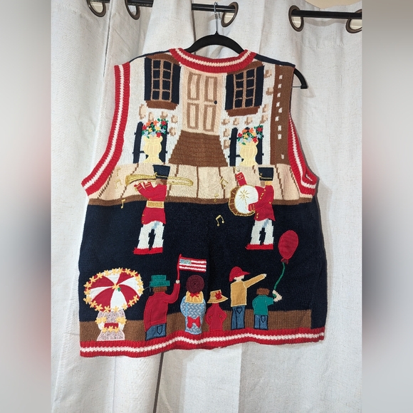 Vintage Sweaters - Vintage Knitted Eagle's eye 1996 Vest